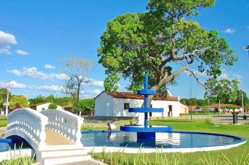Enquanto Prefeitos reagem ao Governo por questões políticas quem perde é a população